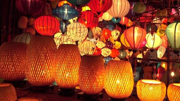 近景:在越南的节日之夜无数东方灯被点亮