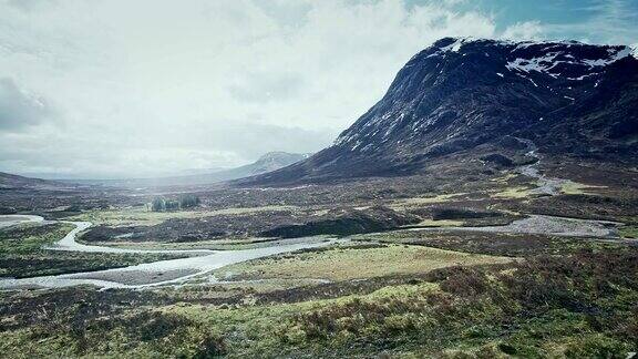 探索荒野神秘的山地景观苏格兰