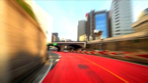 在东京超速驾驶