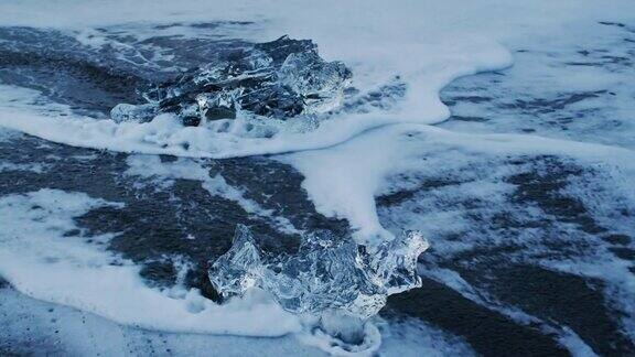 冰山海滩J?kulsárlón冰川泻湖在冰岛