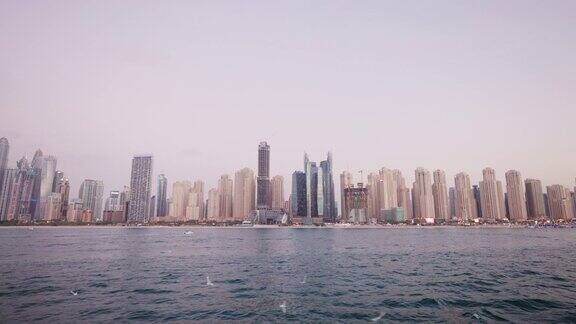 迪拜码头与波斯湾海岸迪拜