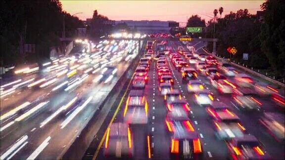洛杉矶101高速公路交通-动态模糊时间流逝