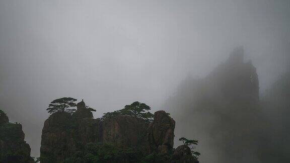 黄山云雾溪流时光流逝