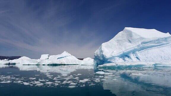 格陵兰岛冰山峡湾