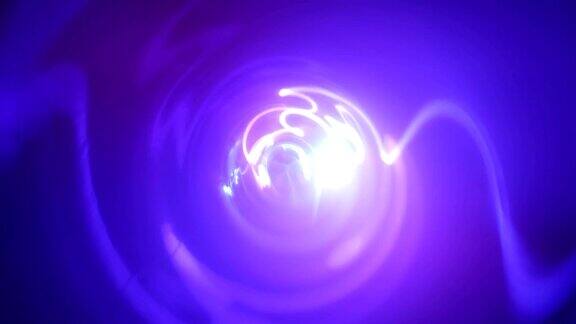 一个发光的环形等离子体能量波背景