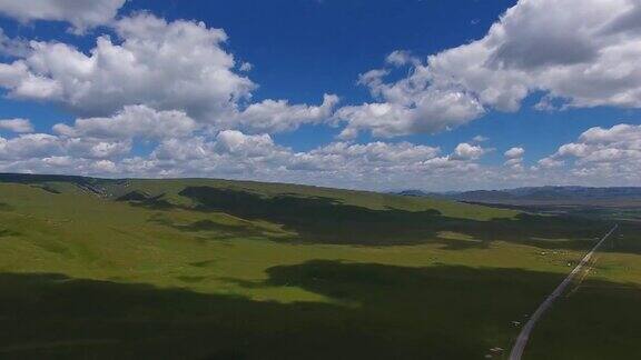 西藏高原地区的航拍影像