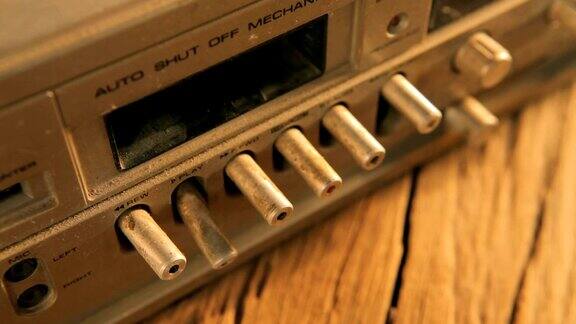 旧的卡式磁带和卡式录音机