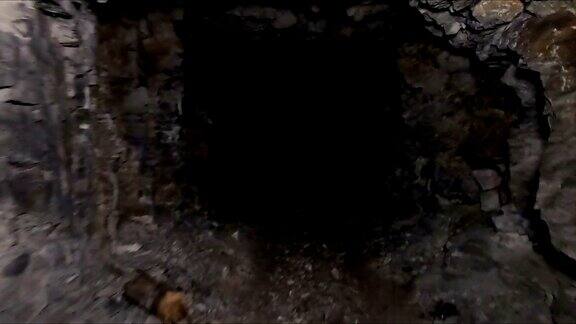 山洞入口隧道入口岩石坑洞岩石特写镜头