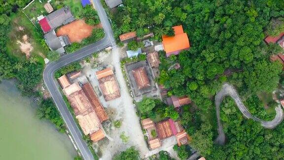 鸟瞰泰国松卡的古庙