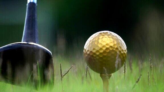高尔夫球和高尔夫球杆