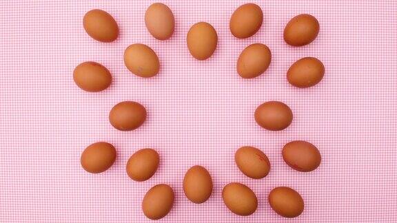 新鲜鸡蛋创意出现在粉色主题停止运动