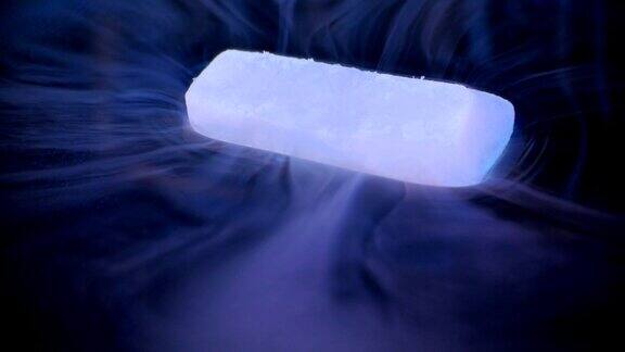 干冰在水中溶解