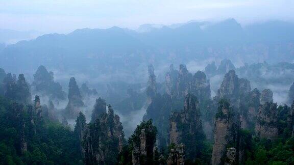 中国张家界的山全景