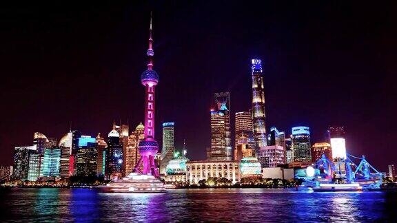 美丽的上海城市景观与天空背景在晚上4k镜头时间流逝视频