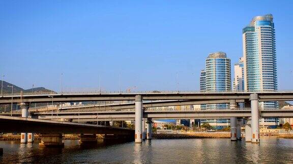 韩国釜山摩天大楼和光安大桥