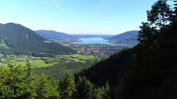 从南部观看巴伐利亚的泰根湖