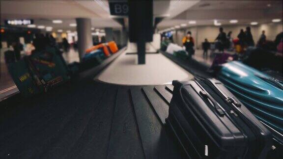 行李在机场的行李认领处