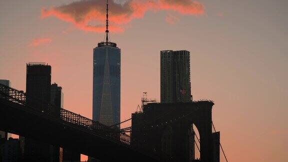 日落时分纽约布鲁克林大桥的Siluet景观美国