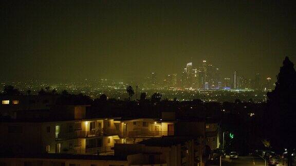 从加州洛杉矶的鲍德温山看到的洛杉矶