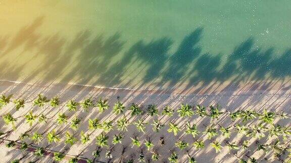 泰国芭堤雅海岸空中无人机拍摄的美丽海景