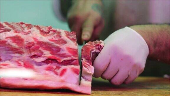 屠夫割肉
