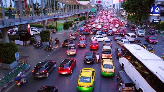 曼谷市中心高峰时段交通堵塞