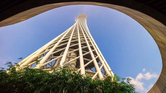 阳光明媚的一天广州城著名的广州塔上观全景4k时间流逝中国