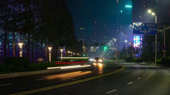 青岛城市夜晚灯火通明繁忙的交通街道道路全景时间流逝4k中国