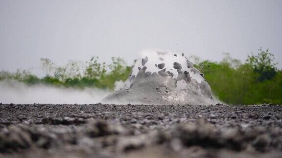 印度尼西亚布雷迪格库乌泥火山