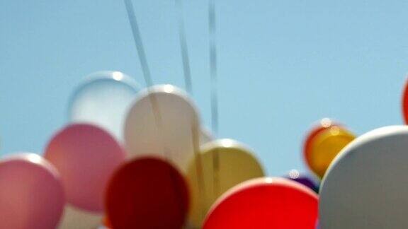 颜色氦气球