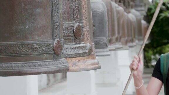 泰国寺庙里的钟