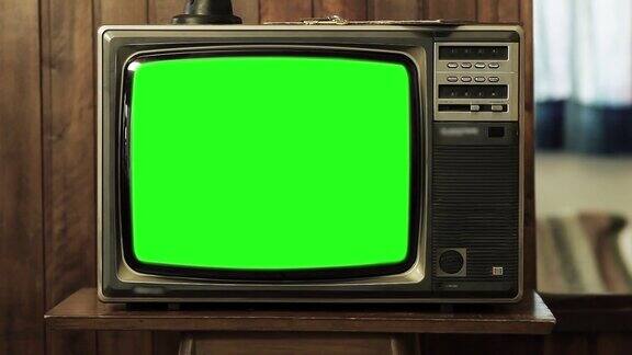 旧电视绿屏