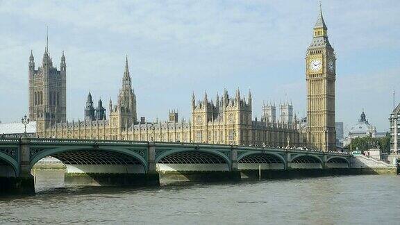 伦敦威斯敏斯特桥和大本钟
