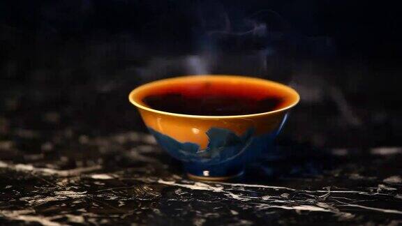 黑热中国茶杯大理石背景高清镜头