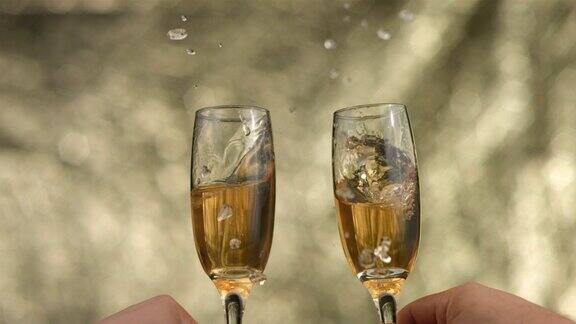 新年的香槟祝酒慢镜头