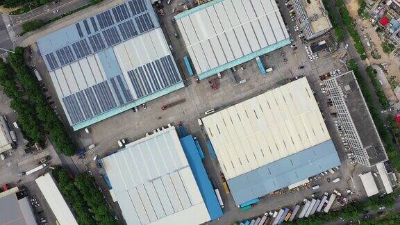 物流园卡车停车场和屋顶太阳能