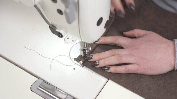 一个演示视频裁缝缝纫家具装饰元素与缝纫机