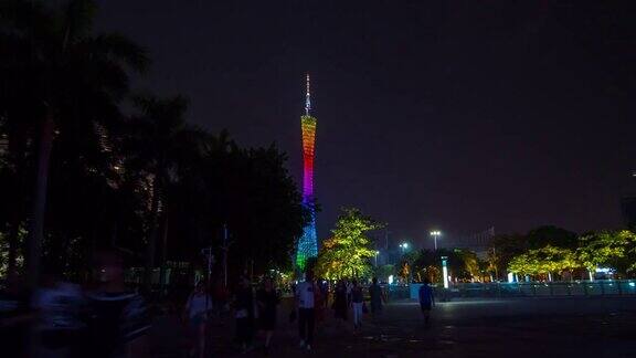 夜光照亮广州城著名的塔公园步行全景4k时间流逝中国