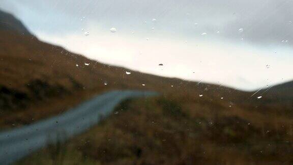 从车窗里看到的苏格兰