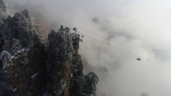 中国湖南张家界天子山雪景