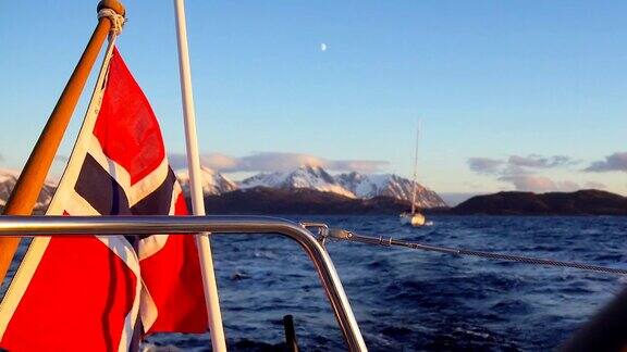 游艇上的挪威国旗