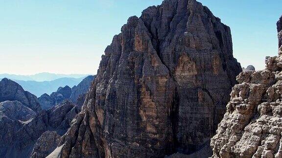 布伦塔白云石山的山峰Trentino、意大利