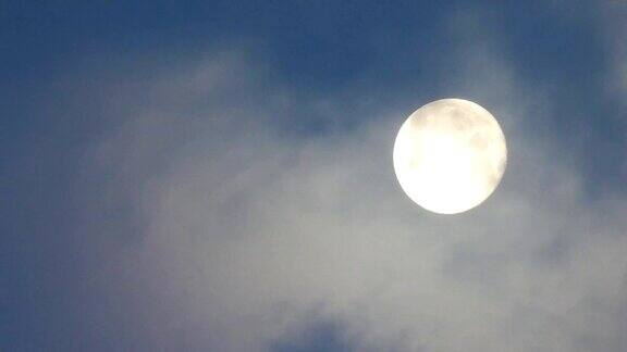 Moon-满月