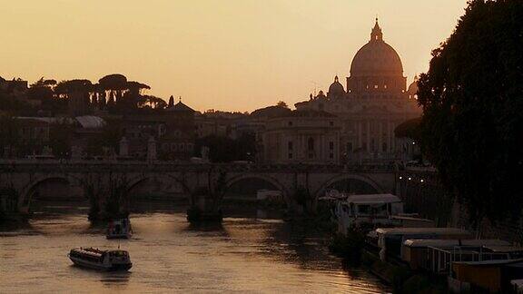 梵蒂冈在日落时分