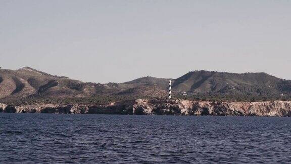 从游艇上看到的巴利阿里群岛地中海美丽的风景