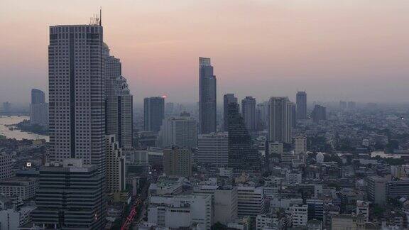泰国日落曼谷屋顶市中心全景4k时间推移