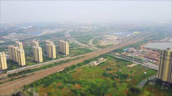 白天武汉市交通枢纽航拍全景图4k倾斜移位中国