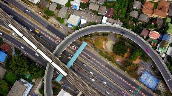 城市交通高速公路鸟瞰图