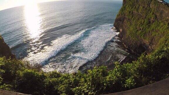 从上面看乌鲁瓦图印度尼西亚巴厘岛