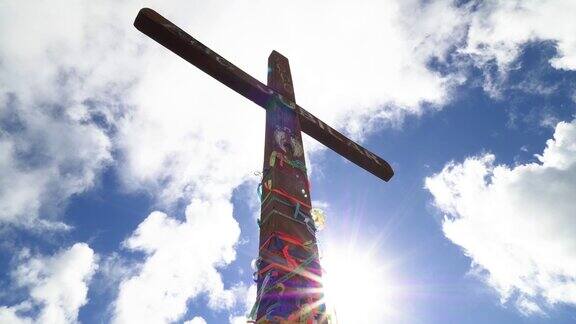 ArraialD´Ajuda教堂十字架与丝带巴伊亚巴西